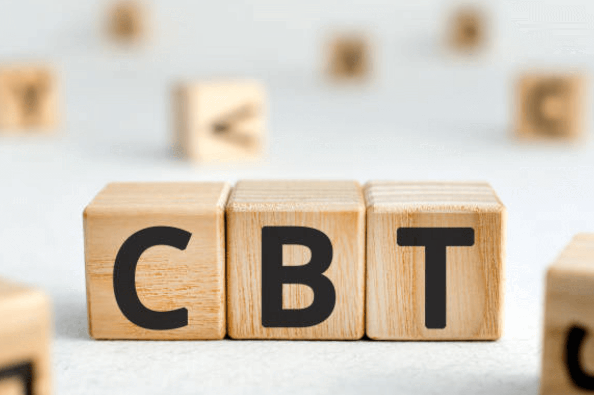 CBT = Cock and Ball Torture: Symbolbild: Holzwürfel mit den Buchstaben CBT Englisch: Symbolic image: Wooden cube with the letters CBT